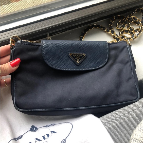 Prada Tessuto Saffiano cross body - Picture 2 of 8